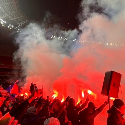 KNLngzn's profile picture. 