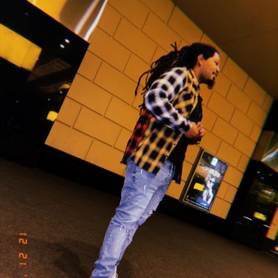 _KT409's profile picture. ☁️    $wish