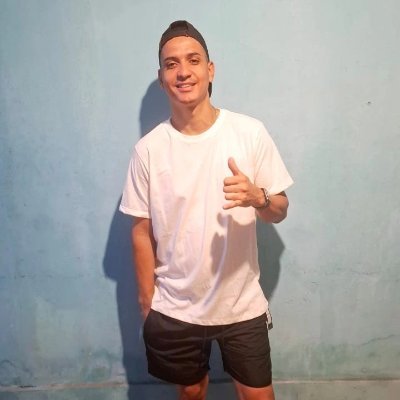 Christi33048031's profile picture. 