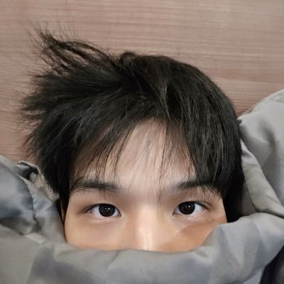 theycallmethes's profile picture. A certified delulu gurl 💫 || akun sambat ✌️😃