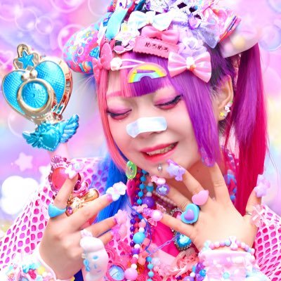 NICO (@Twinkle_pink___) / Posts / X