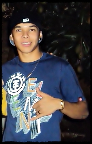 Gaúcho 21 anos libriano. Grêmista fanááático. São Borja - RS.

Facebook.: http://t.co/mUkwmwfViv