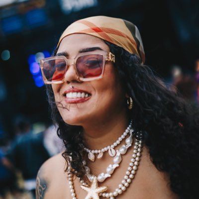 mayarasz's profile picture. Sagitariana incorrigível, caiçara, mãe e dona de mim