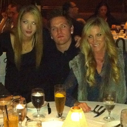 Josh_Waring's profile picture. DJ BaSS Killa, Worldwide nucklehead from Real Housewives, married to the love of my life and expecting a little one on the way :)