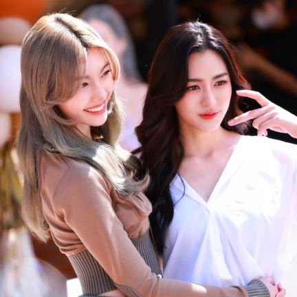 I am here because of you.🥰🥰Supporter lingorm 🪐🪐✨✨
@linglingsirilak
@ormkornnaphat
#หลิงออม