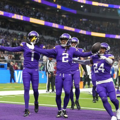 yohYpiX's profile picture. SKOLL