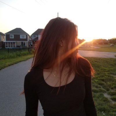 glqzed's profile picture. 🩹♡ . . .