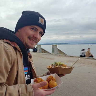 Cameron62989381's profile picture. 