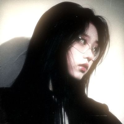 iHaerineu's profile picture. september ︱ enfj ━ random post & repost