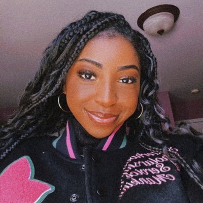 Philippians 4:13 | @UNC alumna 🐏| {IG: sagee.staleyy} | 1908.💗💚| ⚖️