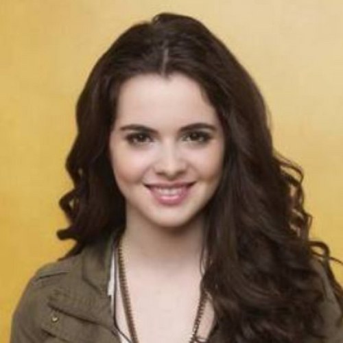 BayyKennish's profile picture. I'm Bay, the biological daughter of Angelo Sorrento and Regina Vasquez. I'm the legal daughter of John and Kathryn Kennish. I am dating Emmett. :)