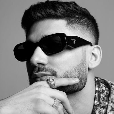 Carpediem 🇮🇳 | MBBS'21🧑🎓 | MD (JR1) | Rap | Chess | Cricket | https://t.co/jzOScGKOyS |