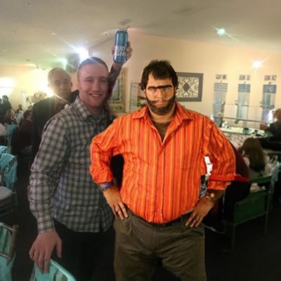 DR_Gaethje's profile picture. Ekinler baş vermeden kör buzağı topallamazmış