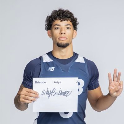 ariyabriscoe1's profile picture. 6’1 , PG, CSUMB