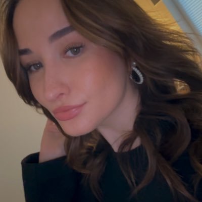 linklg03's profile picture. 🖤🤍💙