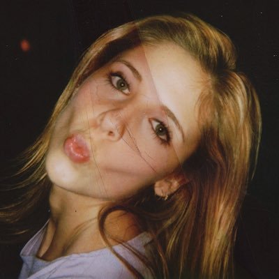 bsummersarchive's profile picture. 