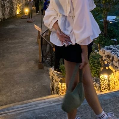 alecathena's profile picture. 