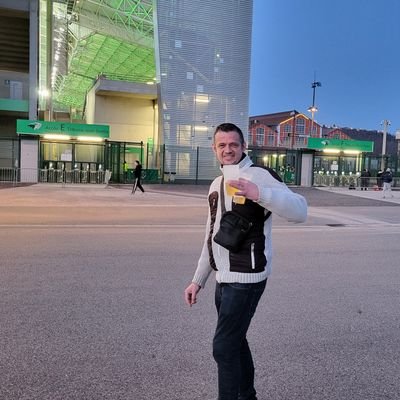 VLupart's profile picture. 