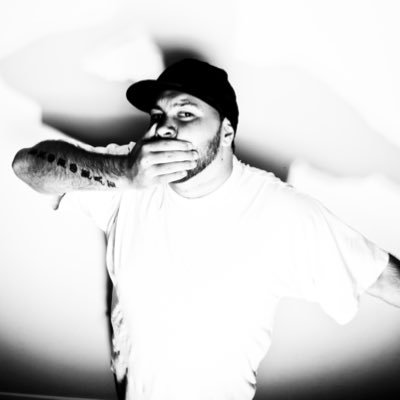 Rapper | Film Maker | Photographer #TrillionaireThugs #NFT hodler