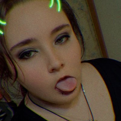 🎶𝓲 𝓪𝓶 𝓷𝓸𝓽 𝓪 𝔀𝓸𝓶𝓪𝓷, 𝓲'𝓶 𝓪 𝓰𝓸𝓭🎶
24 || pan + enby(she/they) || jjk & lnds enthusiast || 012323 arh💕