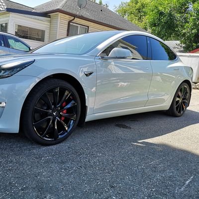 Helping spread the word of sustainable transportation,helped train FSD, HW3 owner, my Views are my own. https://t.co/M47zi8mt3M