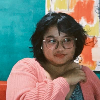 slvfym's profile picture. the curated archive 📁