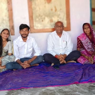 KkParmar544848's profile picture. કિશોર કે.પરમાર
ચેરમેનશ્રી
સામાજિક ન્યાય સમિતિ
ગામ પંચાયત ગુંદરણ