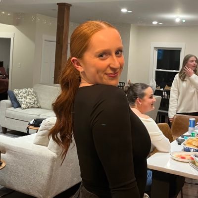 cakers4444's profile picture. venmo me: @ ceciliagrahn