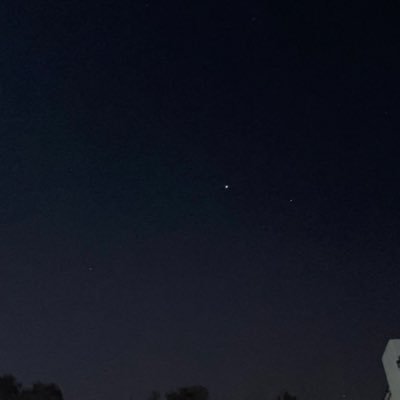 ysDgg9UL8E17iuZ's profile picture. 현생때문에 활발X