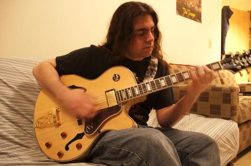 Swigelf's profile picture. Guitarist, Twitch - 
(Dark) Fantasy, ARPGS, Multiplayer, Speedruns
https://t.co/yZUkbDDUOl…