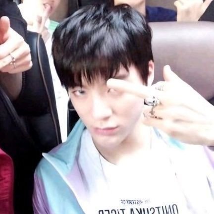 hotliketaesan's profile picture. nyampah 🗑🚮 born to say kocak
| ga usah ganggu gua | maba fisip (amin) (manifesting) (berdoa) (berharap) (semoga)