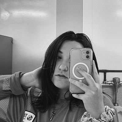 elena202593's profile picture. Passionate about living life fully and embracing every moment. A lover of good books, meaningful conversations, and exploring new places, love singing.