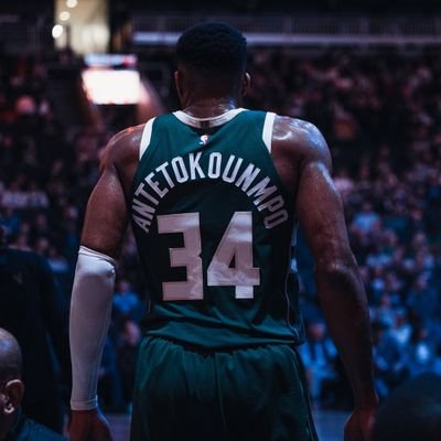 lover of music, basketball and meeting people 🏀🎶#Giannis34Onamission