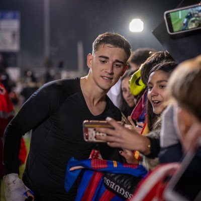 Ffhfdd50267135's profile picture. 