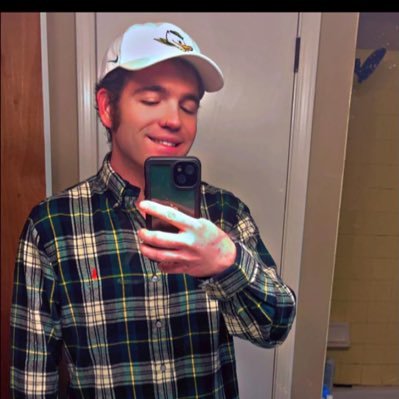 Astros0792's profile picture. 32|07|16|92