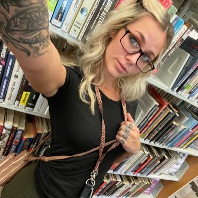 just a country girl trying to put her life together….