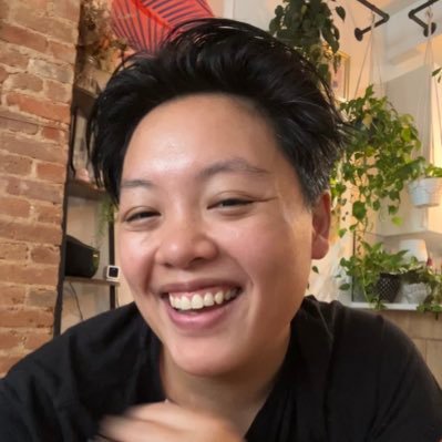 💆🏻♀️ community care advocate 💜 queer polyam softie / zad of @kingryncess ⚡️ brand & culture #allviewsmyown 🪿 silly goose energy