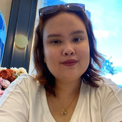 itsmeheyna's profile picture. MNL/DLS-CSB ALUMNI/FOOD IS LIFE/FUR MOMMA OF TOFFEE AND LUNA/TRAVELER/KATYCAT/ATI’N/BBQs/STELLBERRYS/ECCEDENTESIAST/PH/SHE/HER😊🌈🍢🍓