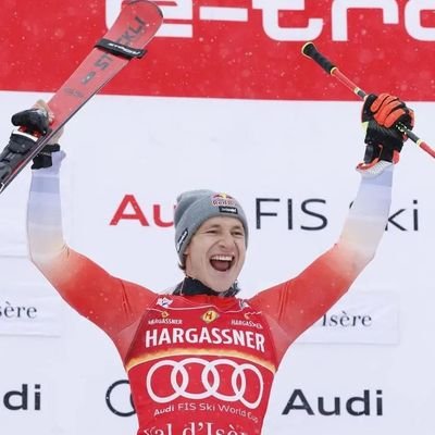 Swiss Alpine Olympic champion🥇live is game so play it⛷️