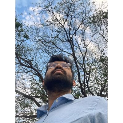 Functional Head @Putler @StoreApps | Leading teams to craft content that converts | Data-driven | #Mentoring #BusinessGrowth | #StreetPhotography 📷 | Biker 🏍️