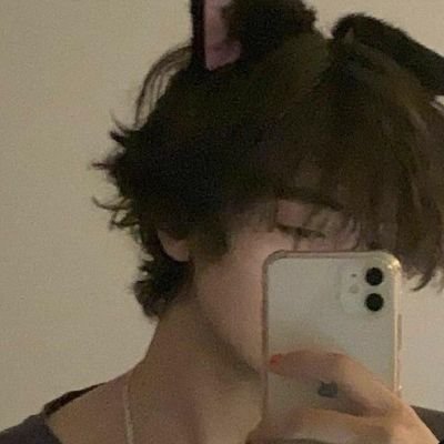 Avalokites12345's profile picture. NSFW