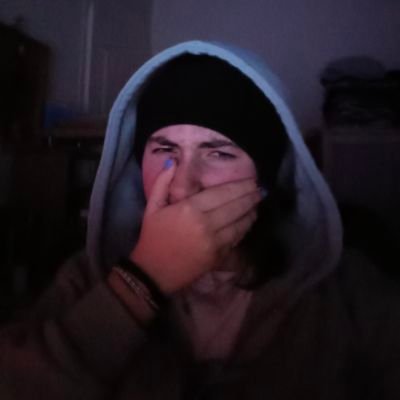 He/Him
🏃🛹🎧❗
・si tu as des haters c'est que tu as aussi des fans・
