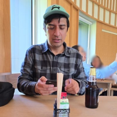 Viernes de siluetas todas las semanas. ¿Qué hacen los jóvenes?