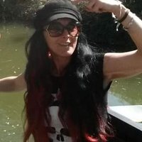 25 (@tina_fairynuff) 's Twitter Profile