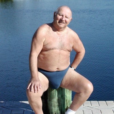 @CatChestLarry