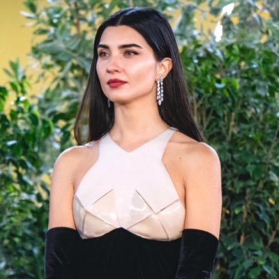 Polat_TB's profile picture. “Actually Tuba Büyüküstün is a piece of art herself.”🌟