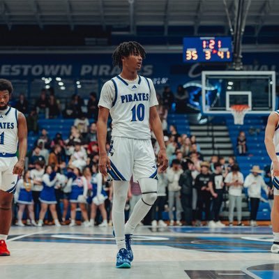 Charlestown High School C/O 26’. 6’4 G GPA 3.0 AAU- Midwest Basketball Club 3SSB