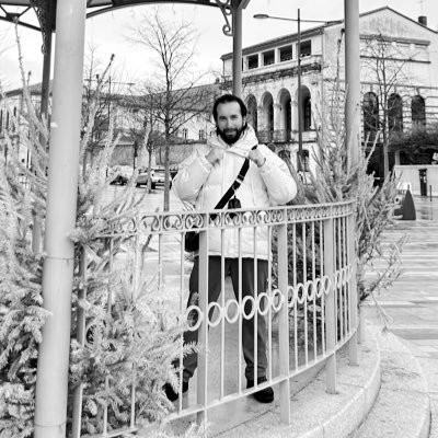 KevZs3109's profile picture. “ Ton plus beau combat ?” ~~~~~~~~~~~~~~~~~~~~~~~~~~~~~~~~~~~~~~~ « Le combat où l’on apprend sans cesse à se relever, celui qu’on nomme, la vie »