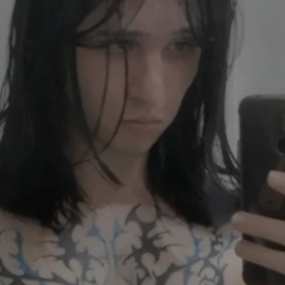esse perfil é só uma piada pós-conceito, finge q nn existe