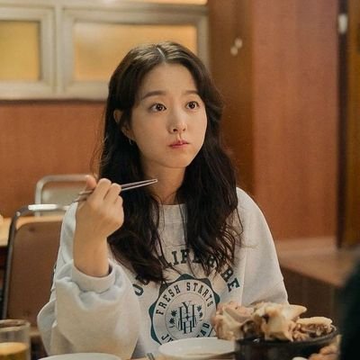 urfavmariih's profile picture. 